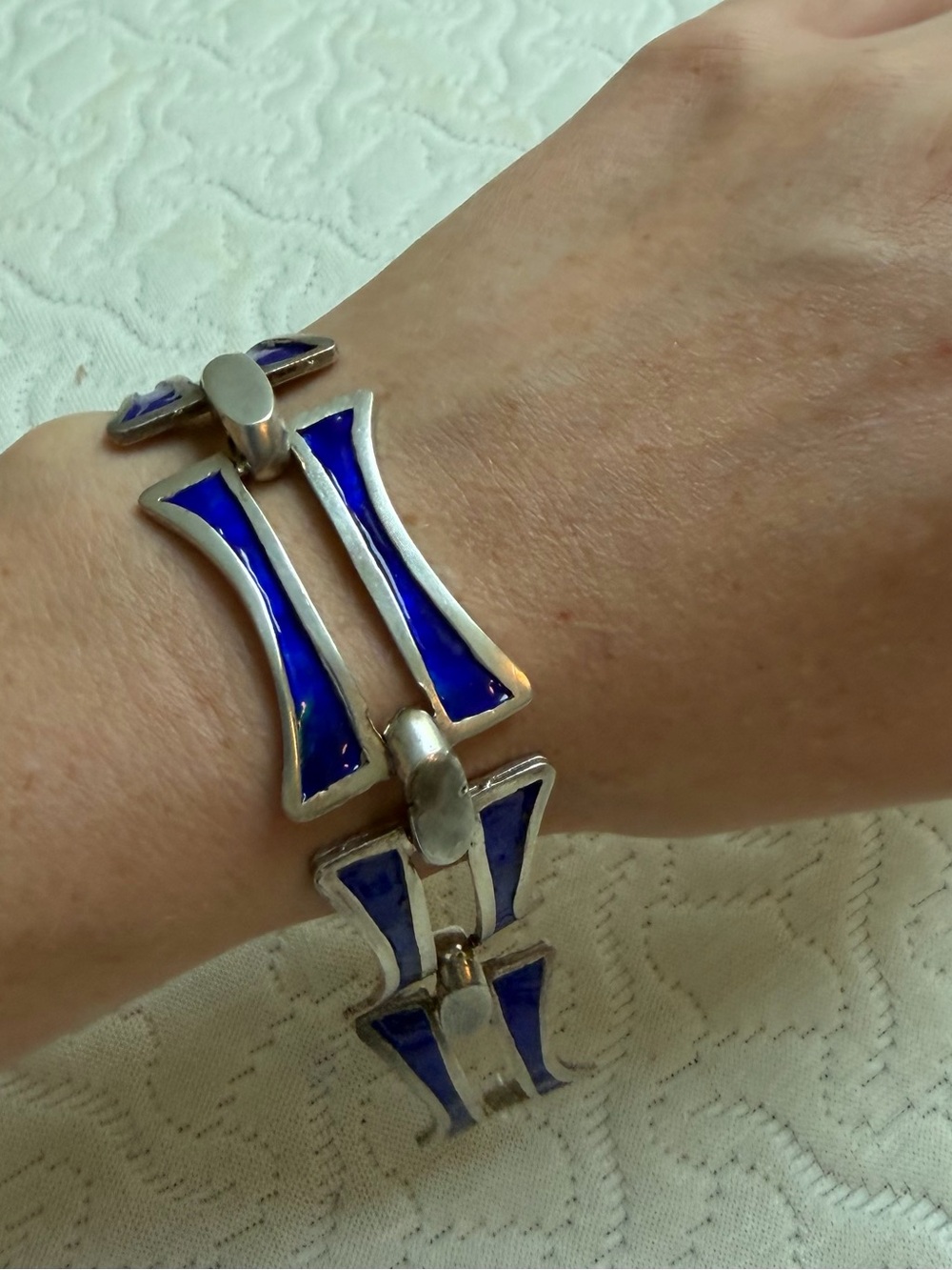 Silvertone Blue Enamel Link Bracelet (see measurements!)